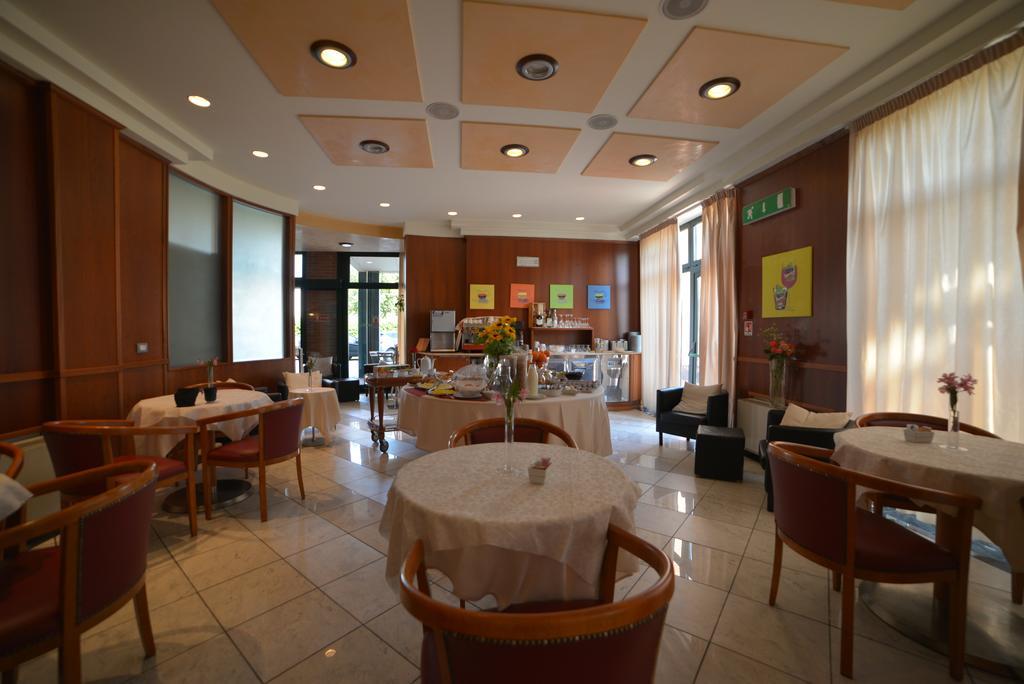 Leonardo Hotel 파르마 외부 사진