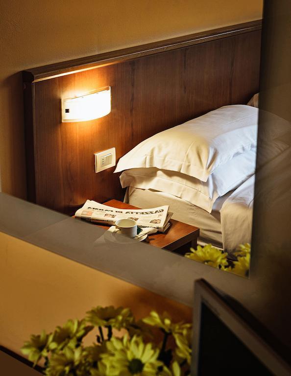 Leonardo Hotel 파르마 외부 사진